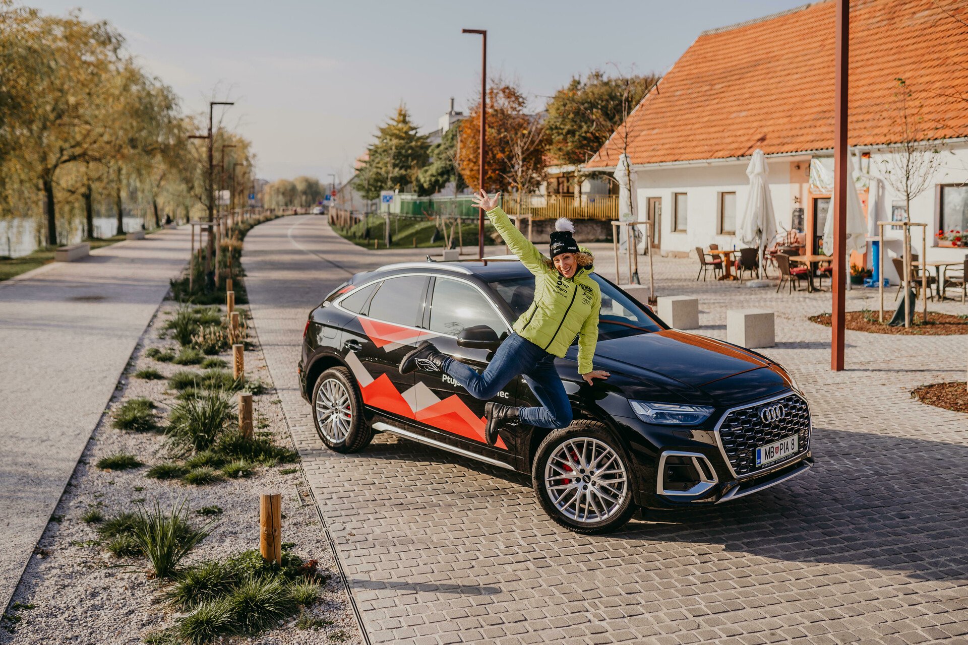 Ilka Štuhec in novi Audi Q5 Sportback S line