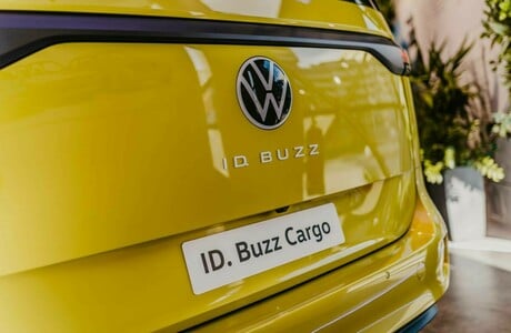 id-buzz-volkswagen-2022-100