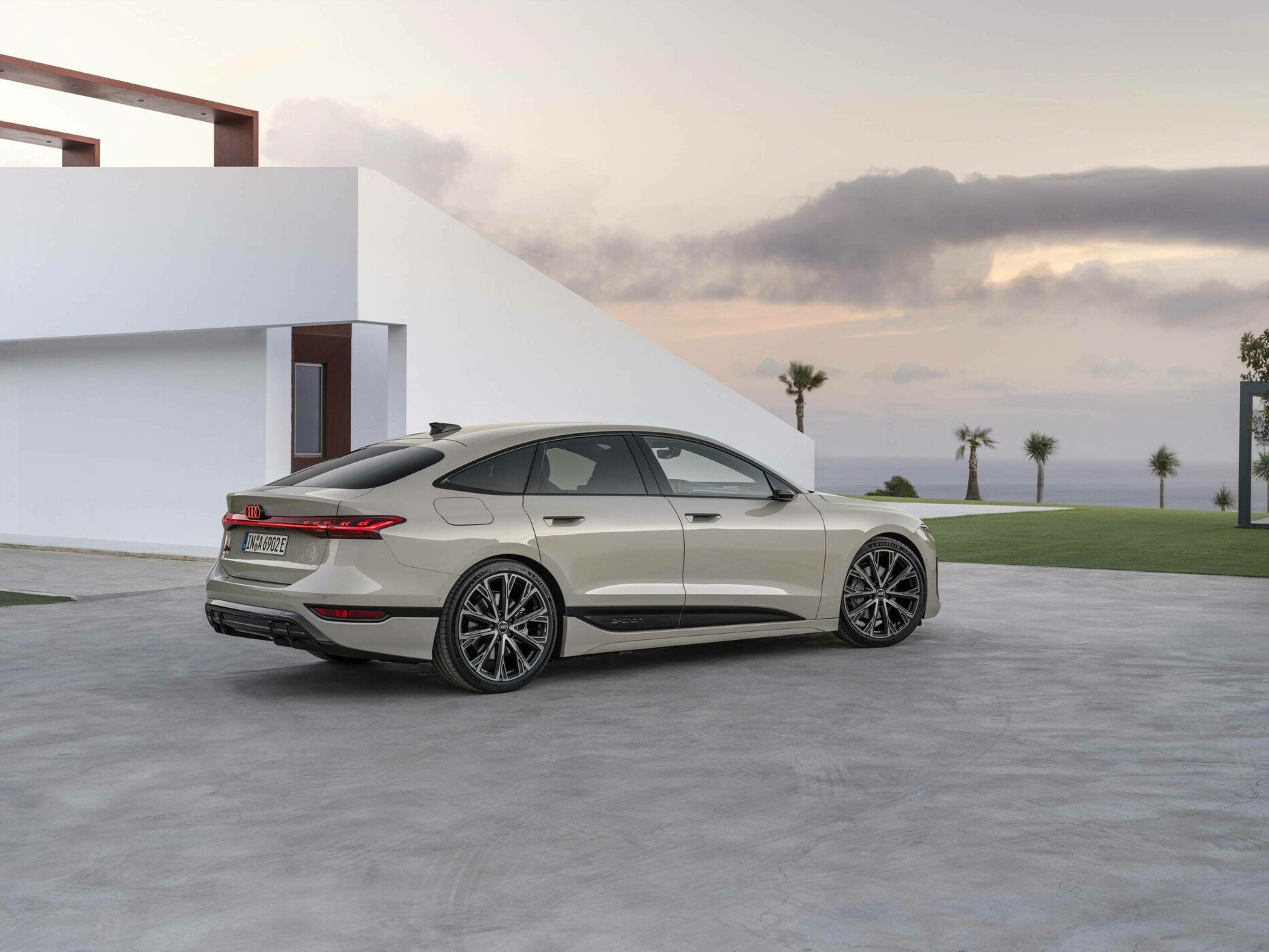 Novi Audi A6 e-tron Sportback 2025