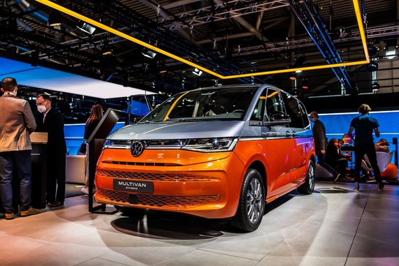 VW Multivan T7 2022 - najnovejše novosti iz IAA München Mobility 2021
